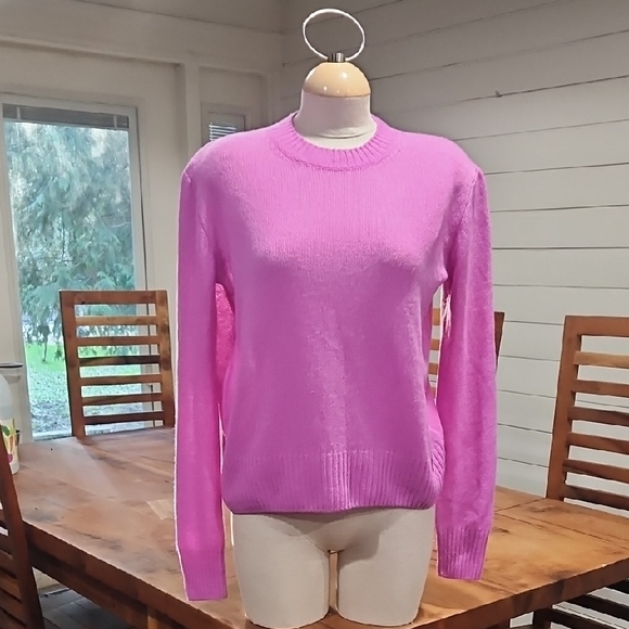 Herno Women's Pink CashmereSweater Sz 42.